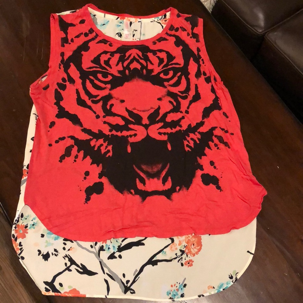 Xhiaration sleeveless shirt size M